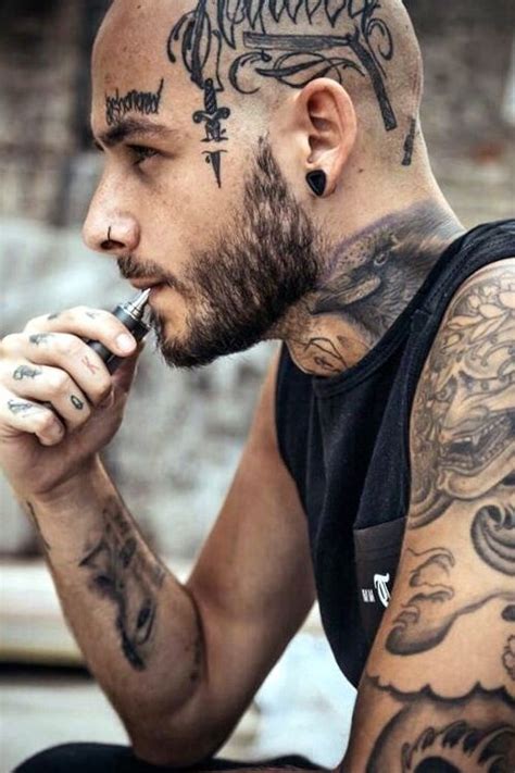 tatuajes en la frente para hombres|Las 30 mejores ideas de TATUAJES para HOMBRES。